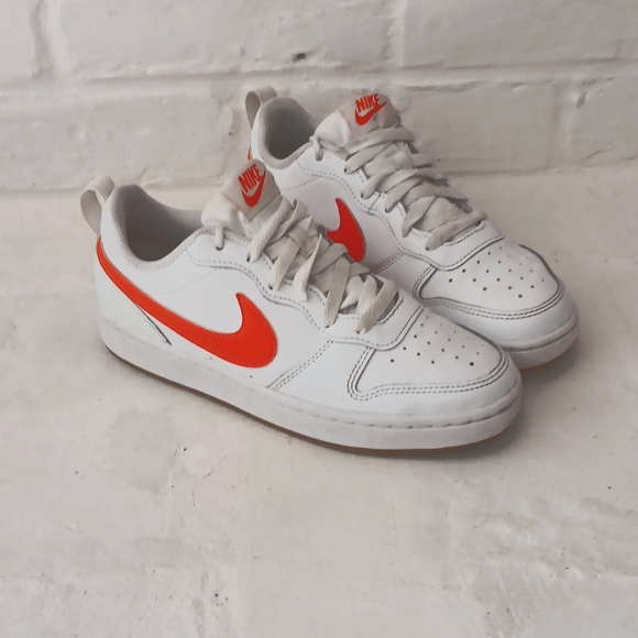 Nike Dunks Low Wite and Orange - Picture 1 of 4